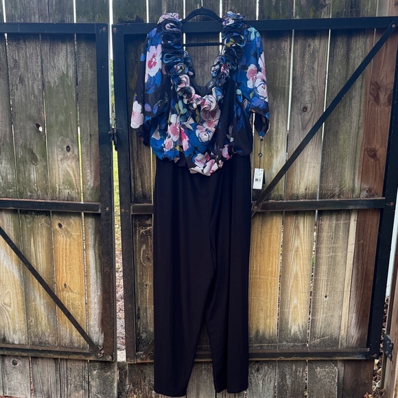 Adrianna Papell Off Shoulder Ruffled Neck 3/4 Sleeve Floral Print, size 24W - Picture 4 of 10